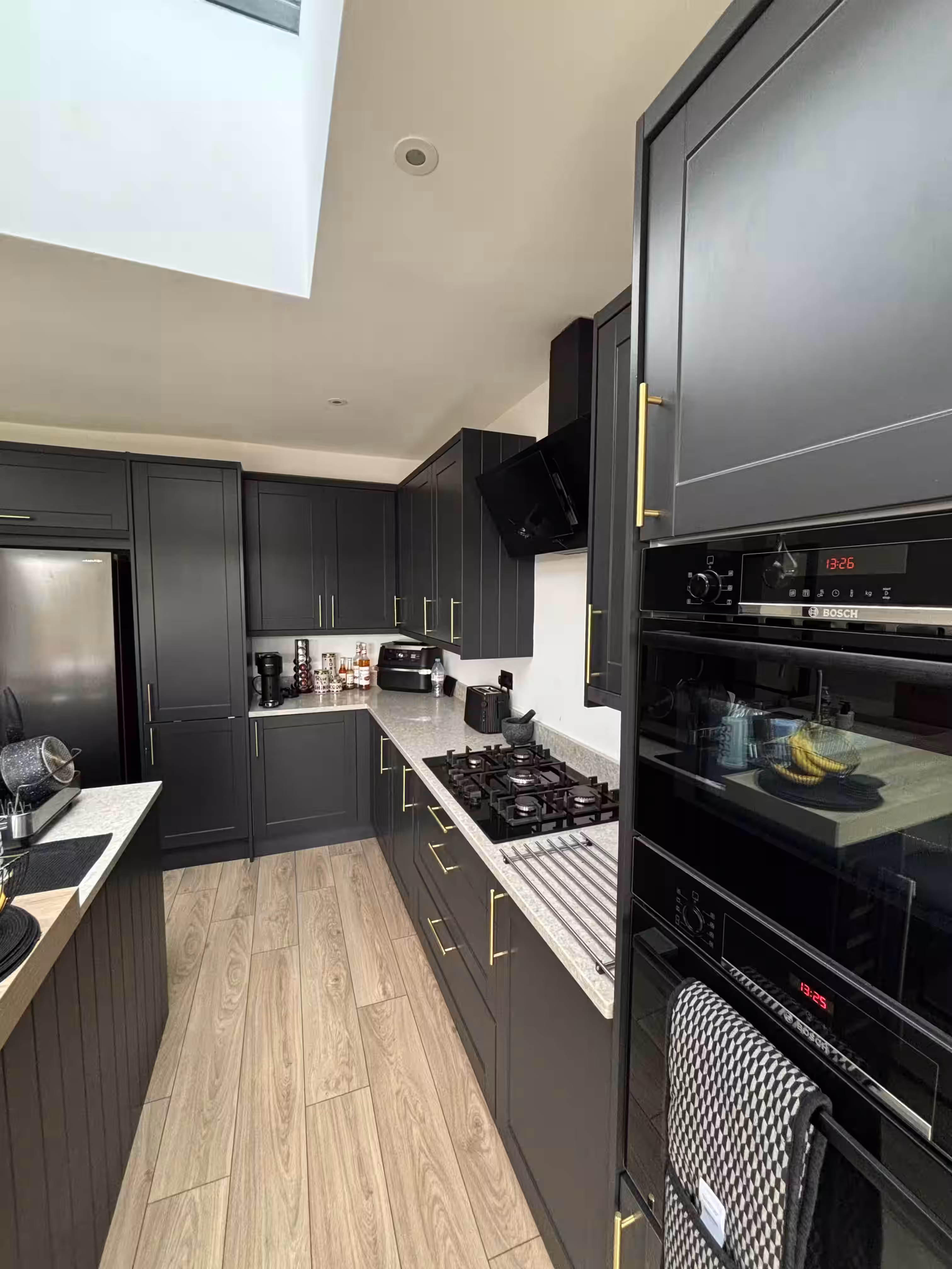 Modern Kitchen Extension image 15